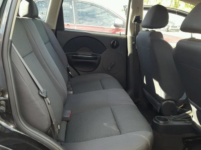 KL1TD66646B665696 - 2006 CHEVROLET AVEO BASE Czarny zdjęcie 6