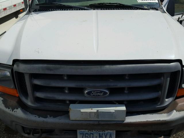 1FDAF57S2XED68762 - 1999 FORD F550 SUPER WHITE photo 7