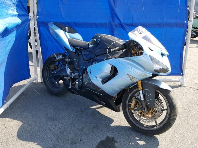 JKBZXJC145A005450 - 2005 KAWASAKI ZX636 C1 BLUE photo 1