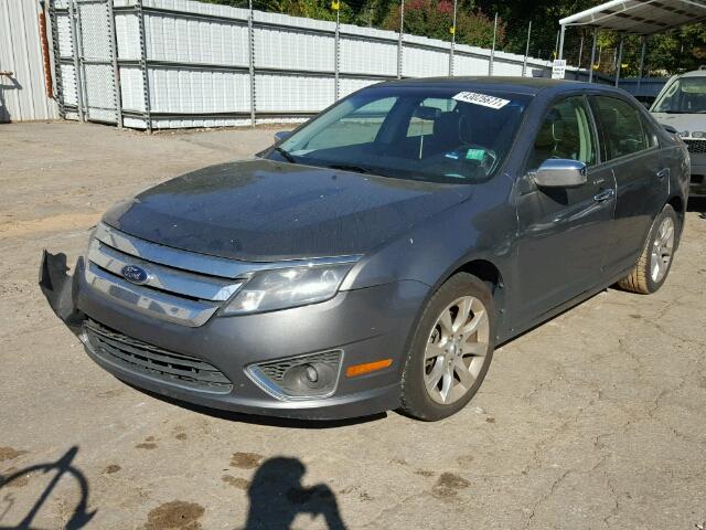 3FAHP0JA7CR127800 - 2012 FORD FUSION GRAY photo 2