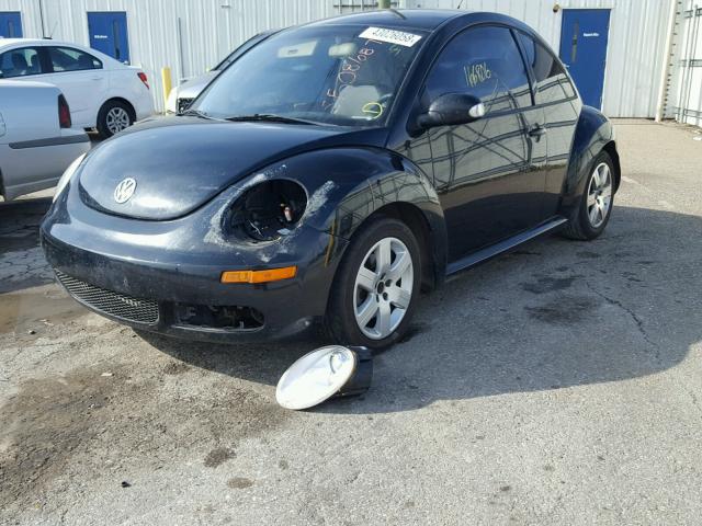 3VWPW31C77M501978 - 2007 VOLKSWAGEN NEW BEETLE შავი ფოტო 2