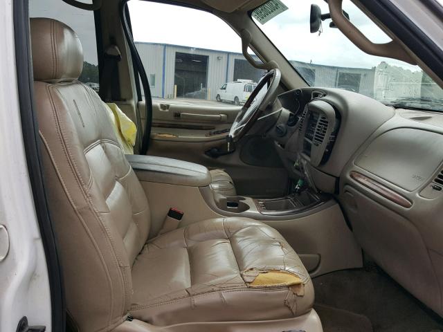 5LMEU27A1YLJ38377 - 2000 LINCOLN NAVIGATOR WHITE photo 5