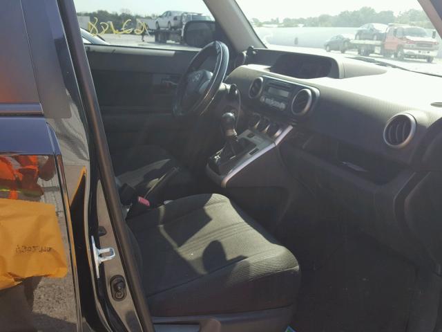 JTLKE50E181031190 - 2008 TOYOTA SCION XB Negro foto 5