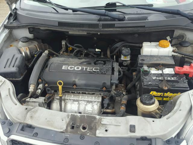 KL1TD6DE3BB228597 - 2011 CHEVROLET AVEO LS SILVER photo 7