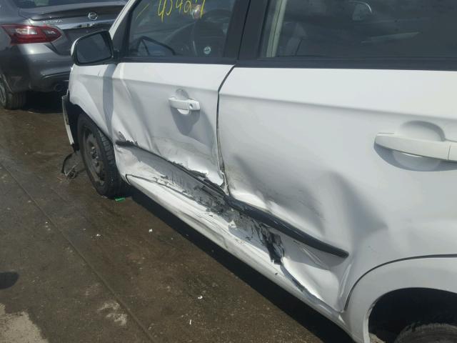 KL1TD5DE7AB106186 - 2010 CHEVROLET AVEO LS WHITE photo 9