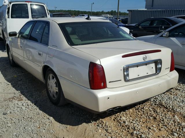 1G6KE57Y82U199476 - 2002 CADILLAC DEVILLE DH WHITE photo 3