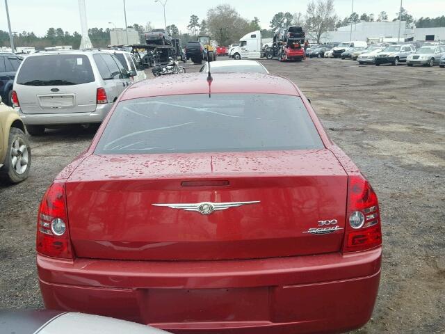 2C3KA43R78H329121 - 2008 CHRYSLER 300 LX RED photo 10