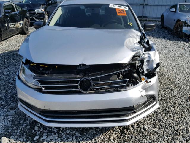 3VW2K7AJ4FM305037 - 2015 VOLKSWAGEN JETTA BASE 银色 照片 9