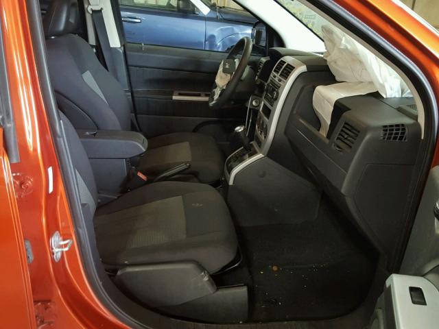 1J8FF47W88D572361 - 2008 JEEP COMPASS SP ORANGE photo 5