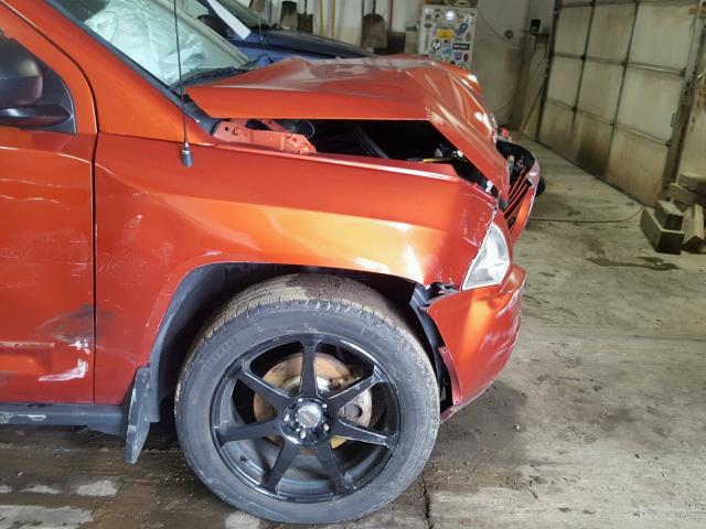 1J8FF47W88D572361 - 2008 JEEP COMPASS SP ORANGE photo 9