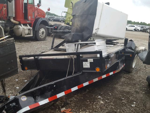 4ZECH182XJ1152053 - 2018 ARO TRAILER WHITE photo 2