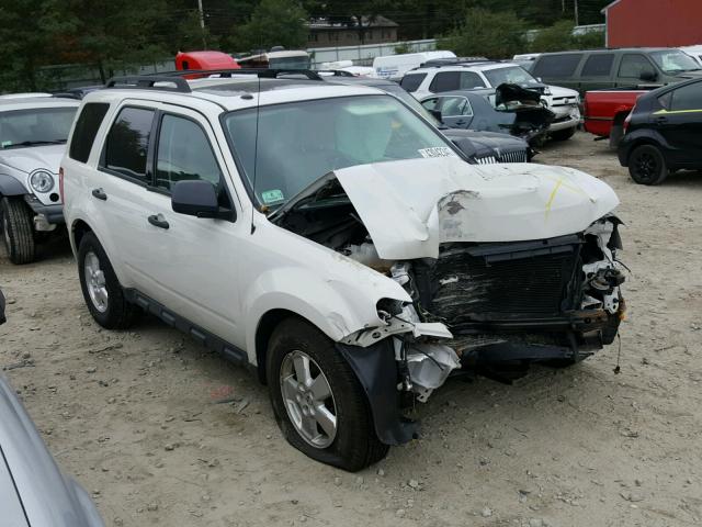 1FMCU9D76CKB00850 - 2012 FORD ESCAPE XLT WHITE photo 1