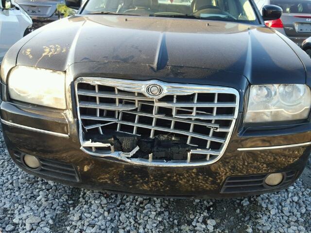 2C3JA53G05H632088 - 2005 CHRYSLER 300 TOURIN BLACK photo 10