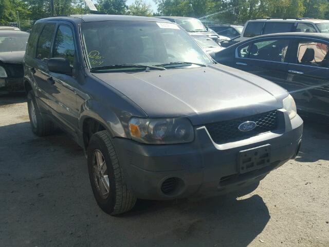 1FMYU92Z95KB27327 - 2005 FORD ESCAPE XLS GRAY photo 1