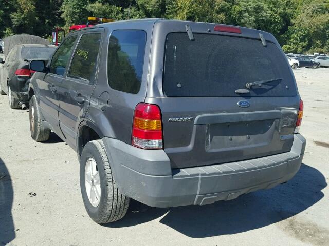 1FMYU92Z95KB27327 - 2005 FORD ESCAPE XLS GRAY photo 3