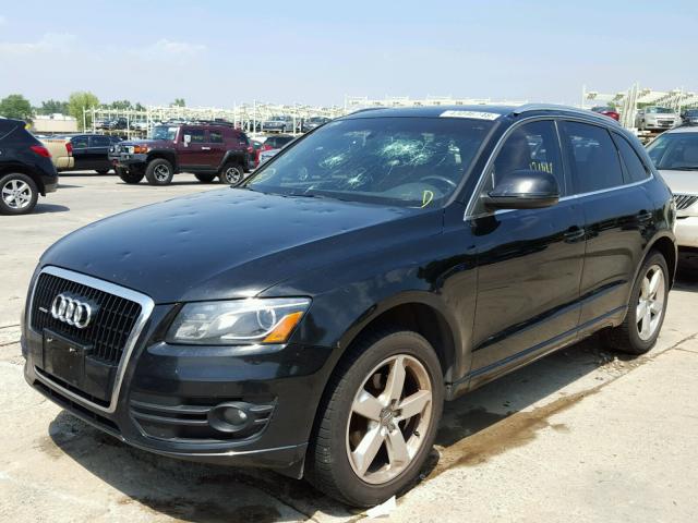 WA1VKAFP3AA013681 - 2010 AUDI Q5 PRESTIG BLACK photo 2