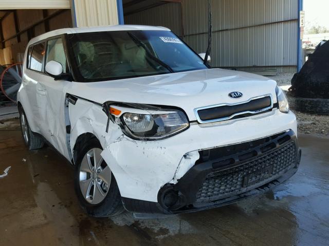 KNDJN2A24G7271047 - 2016 KIA SOUL WHITE photo 1