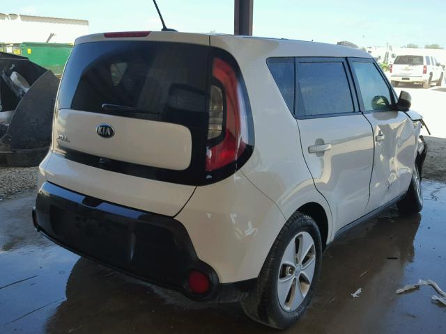 KNDJN2A24G7271047 - 2016 KIA SOUL WHITE photo 4