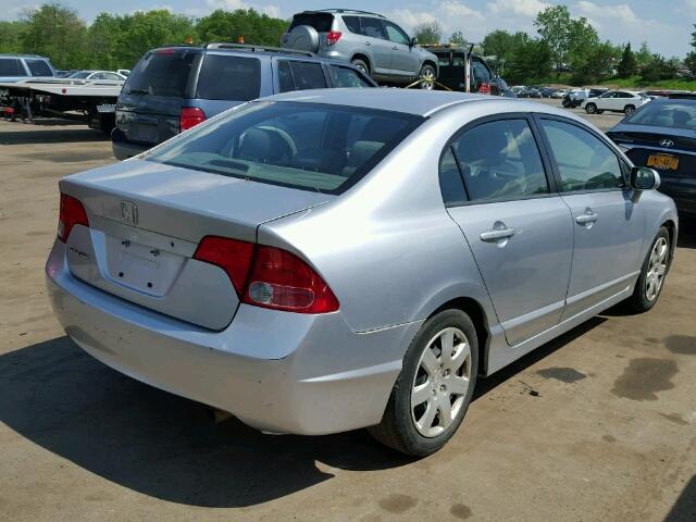 2HGFA16518H314555 - 2008 HONDA CIVIC SILVER photo 4