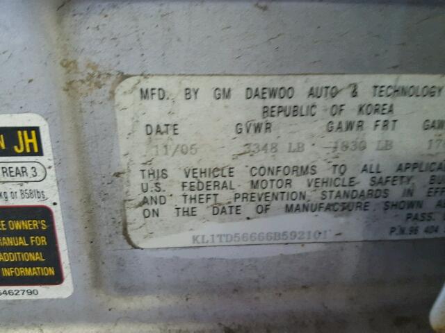 KL1TD56666B592101 - 2006 CHEVROLET AVEO BASE Күміс фото 10