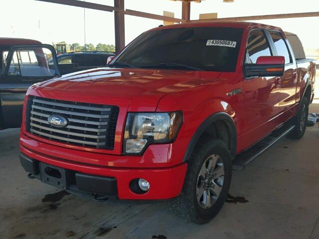 1FTFW1EFXBKD16394 - 2011 FORD F150 SUPER RED photo 2