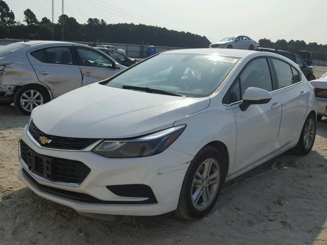 3G1BE6SM4HS612597 - 2017 CHEVROLET CRUZE LT WHITE photo 2