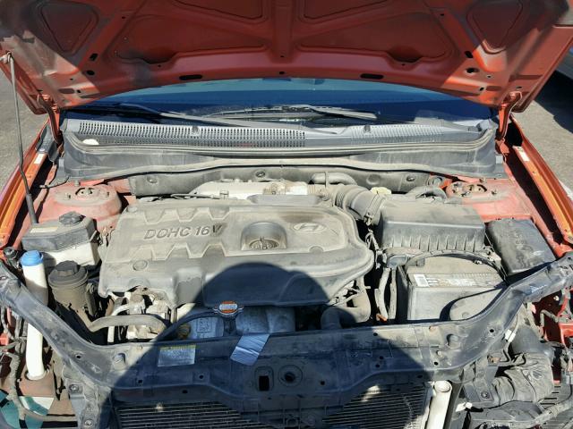 KMHCN36C18U057762 - 2008 HYUNDAI ACCENT SE ORANGE photo 7