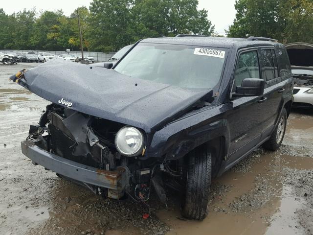 1J4NF1GB2BD169881 - 2011 JEEP PATRIOT SP BLACK photo 2