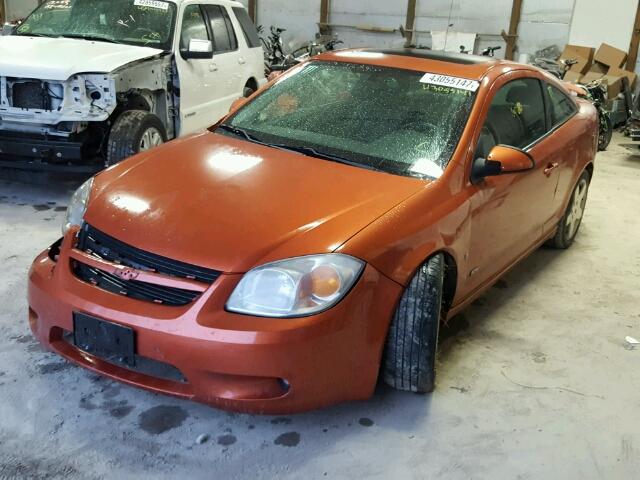 1G1AM18B767787414 - 2006 CHEVROLET COBALT SS ORANGE photo 2