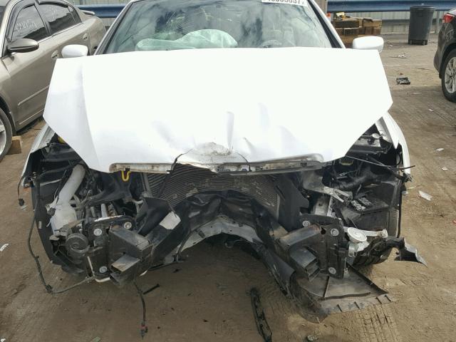 1C3BCBEBXDN511637 - 2013 CHRYSLER 200 TOURIN WHITE photo 9