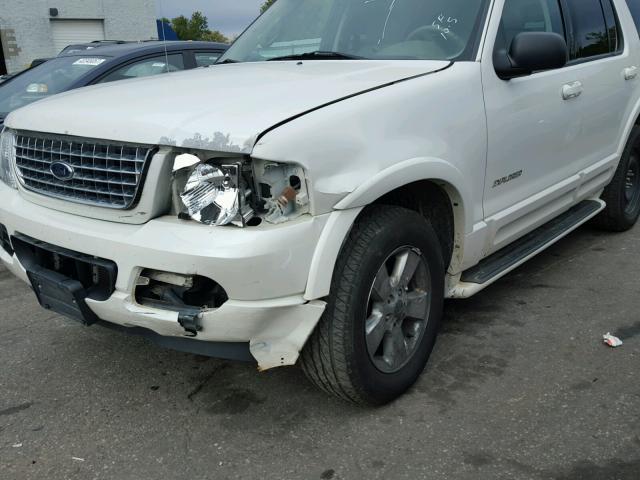 1FMDU85W14ZA03777 - 2004 FORD EXPLORER WHITE photo 9