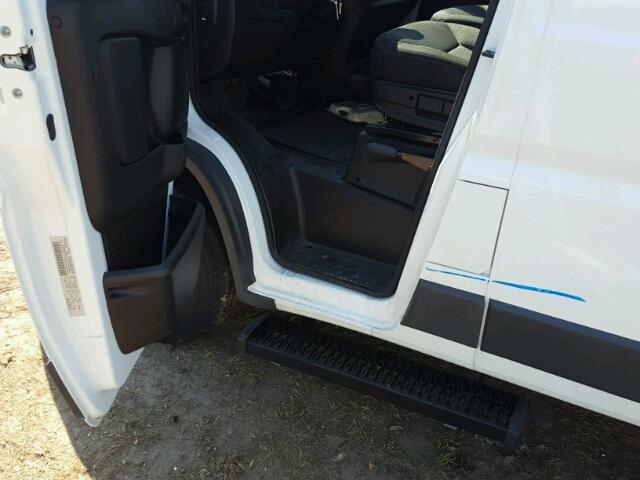 3C6TRVBG9HE505605 - 2017 RAM PROMASTER WHITE photo 9