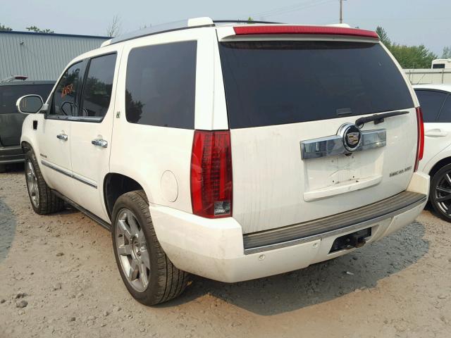 1GYS4EEJ4CR260472 - 2012 CADILLAC ESCALADE H WHITE photo 3