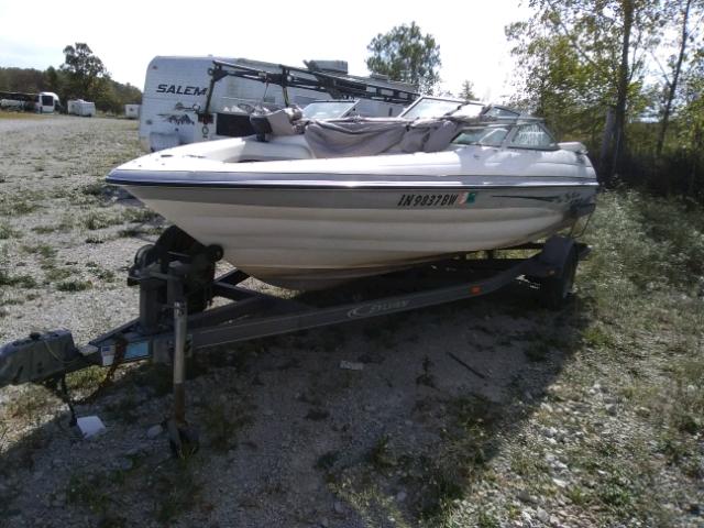 SYL30218L102 - 2002 SYLV BOAT/TRAIL WHITE photo 2