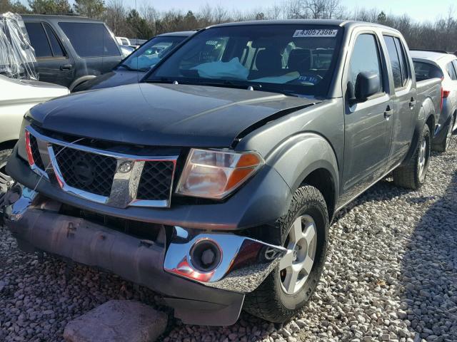 1N6AD07U96C401150 - 2006 NISSAN FRONTIER S GREEN photo 2