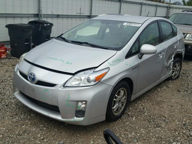 JTDKN3DU2A0073977 - 2010 TOYOTA PRIUS SILVER photo 2