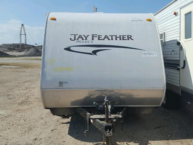 1UJBJ0BR7C1JL0082 - 2012 OTHR JAYCO WHITE photo 9