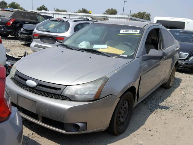 1FAHP32N48W185953 - 2008 FORD FOCUS S/SE CHARCOAL photo 2