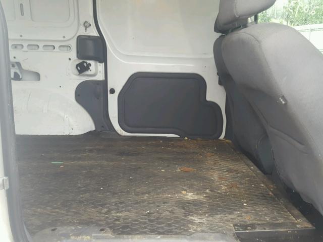 NM0LS7DN4AT022375 - 2010 FORD TRANSIT CO WHITE photo 6