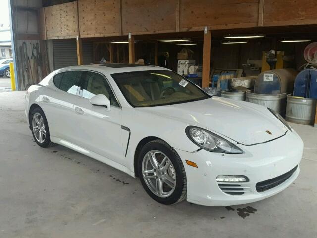 WP0AB2A74DL060955 - 2013 PORSCHE PANAMERA S WHITE photo 1