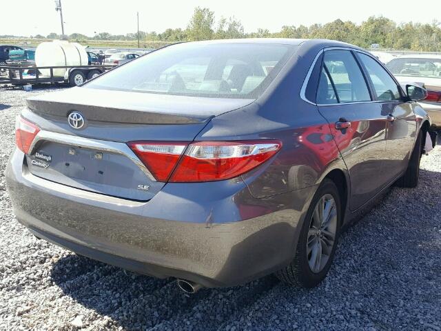 4T1BF1FK7HU268629 - 2017 TOYOTA CAMRY LE 石墨色 照片 4