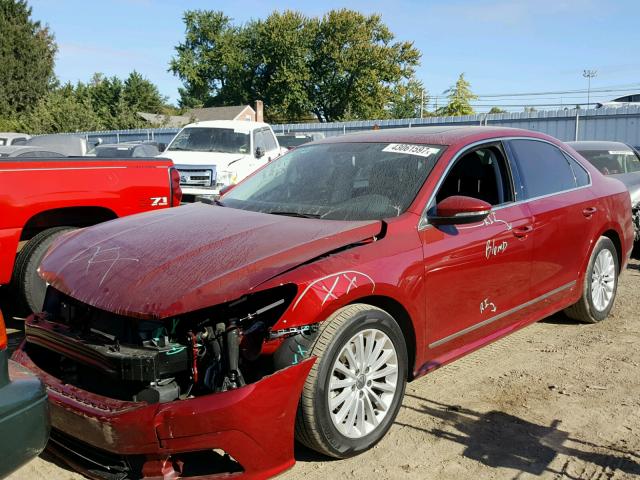 1VWBT7A39HC047973 - 2017 VOLKSWAGEN PASSAT SE RED photo 2