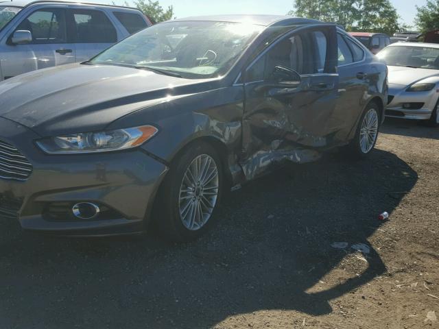 3FA6P0H97FR110454 - 2015 FORD FUSION SE GRAY photo 9