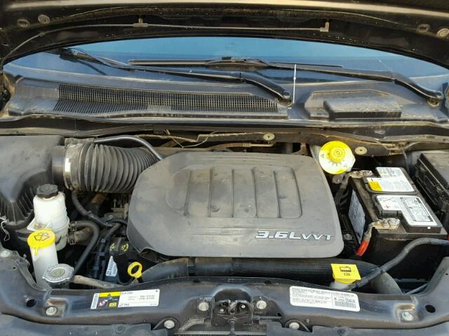 2C4RC1CG2ER188210 - 2014 CHRYSLER TOWN & COU BLACK photo 7