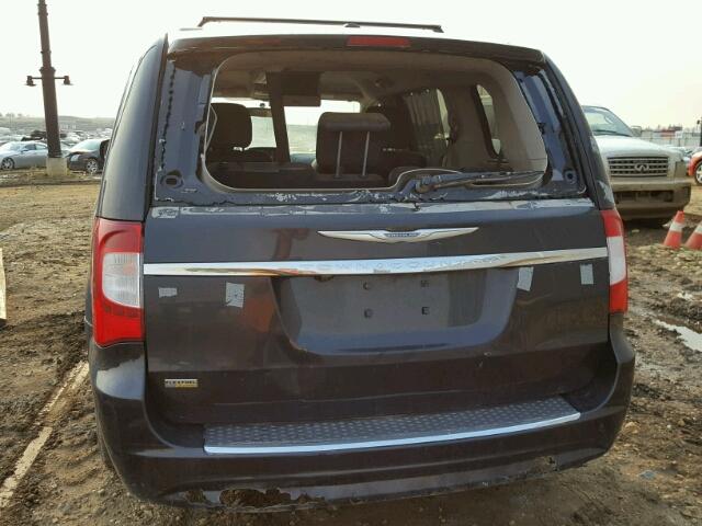 2C4RC1CG2ER188210 - 2014 CHRYSLER TOWN & COU BLACK photo 9