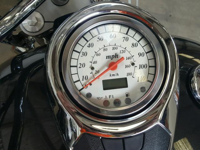 JS1VS55A162114739 - 2006 SUZUKI C50 GRAY photo 8