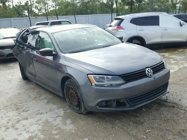 3VW2K7AJXCM418454 - 2012 VOLKSWAGEN JETTA BASE GRAY photo 1