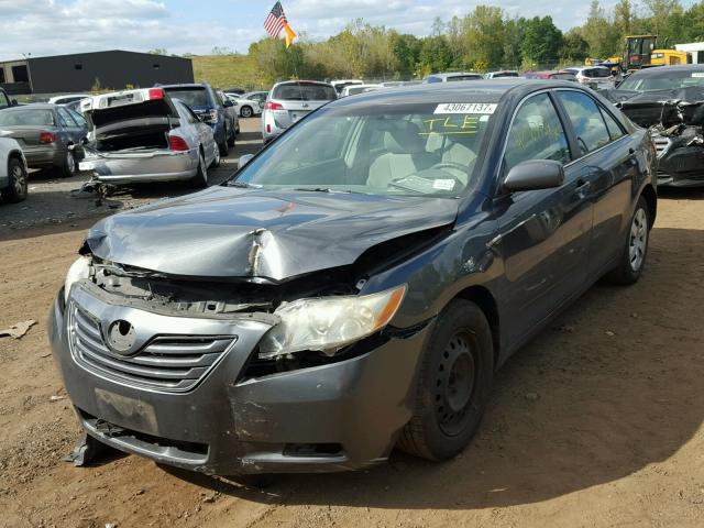 4T1BE46K57U565823 - 2007 TOYOTA CAMRY NEW GRAY photo 2