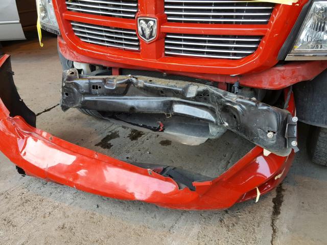 1D7HW38N88S629417 - 2008 DODGE DAKOTA SXT RED photo 9