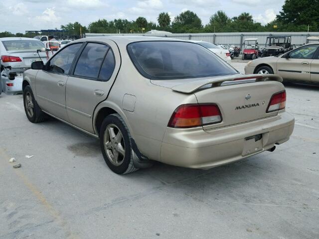 JN1CA21DXXT222063 - 1999 NISSAN MAXIMA GOLD photo 3